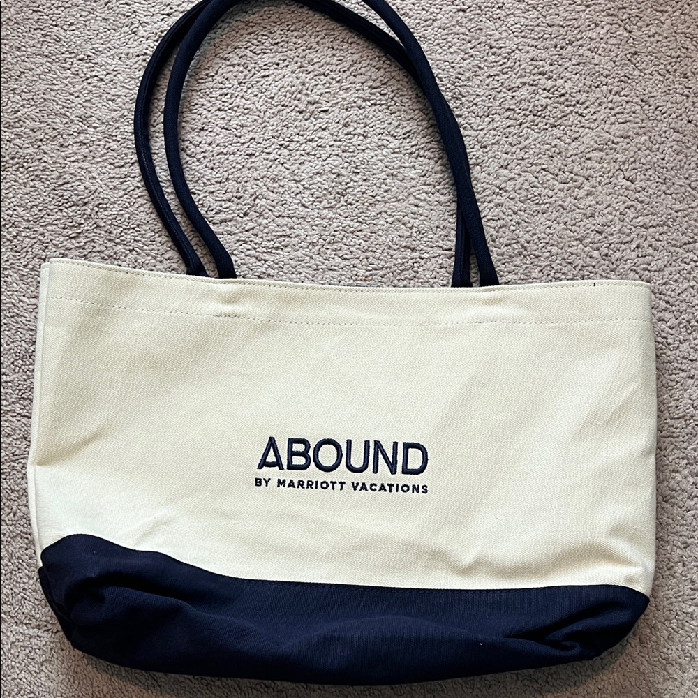 Two-Tone Canvas Tote in Cream and Black